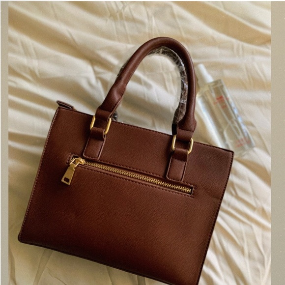 Miztique Burgundy Brown Leather Tote Bag - Picture 2 of 4